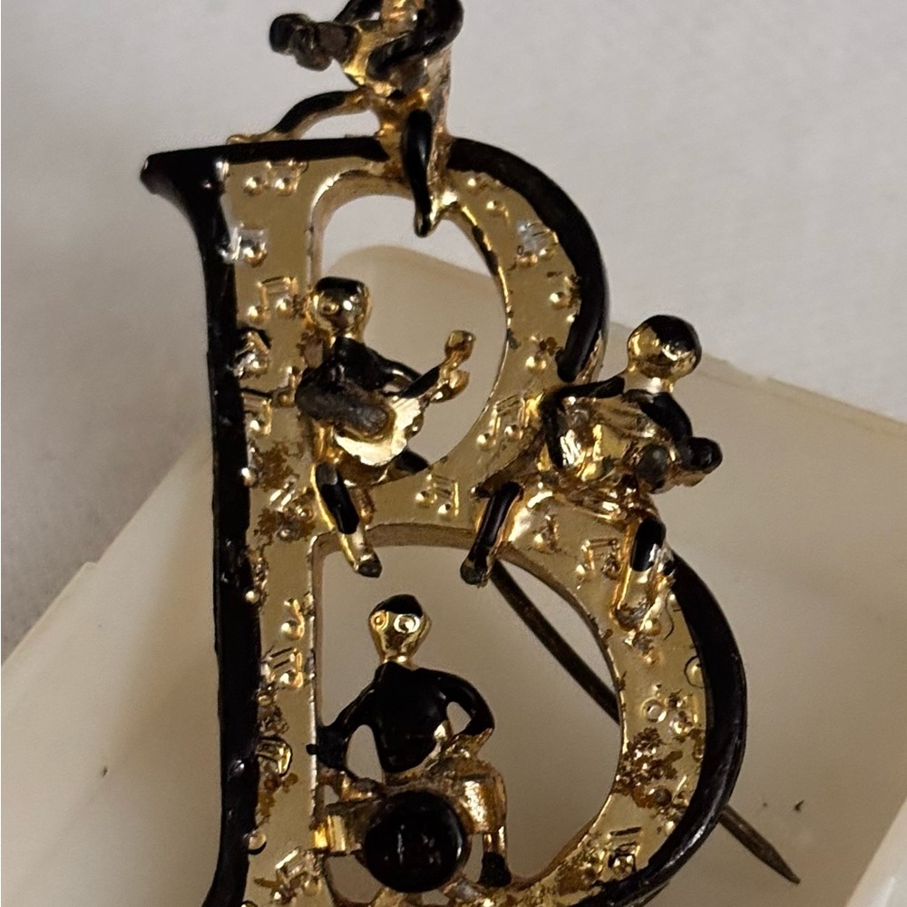Gold and Black Musical Brooch